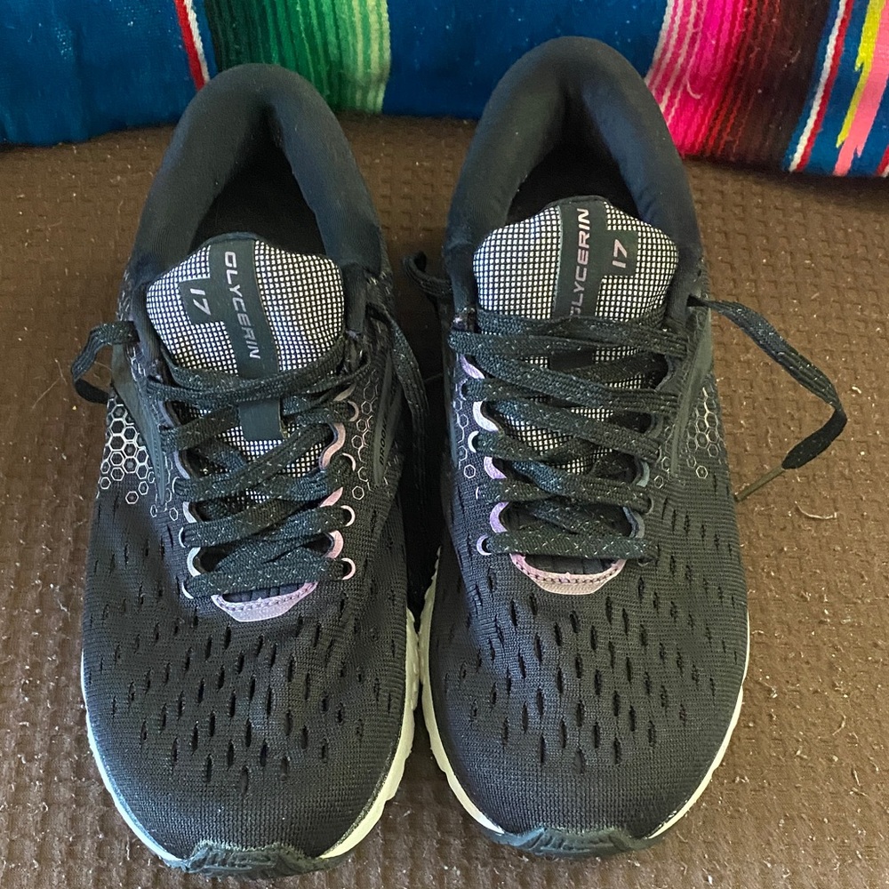 Brooks Black Running Shoes with Light Purple Accents